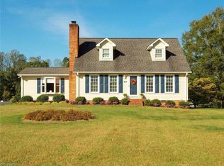 110 Carvie Smith Rd, Kernersville, NC 27284
