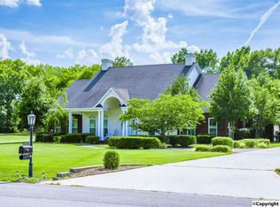 21 Gurley Dr, Decatur, AL 35603