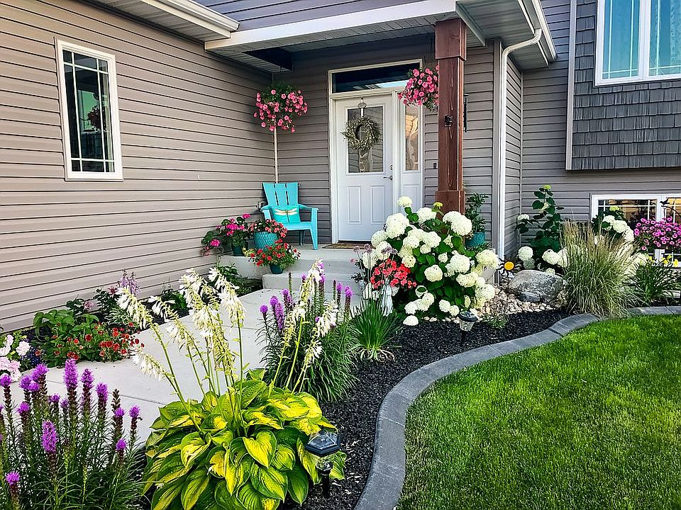 2nd image of 2542 Peach Tree Dr