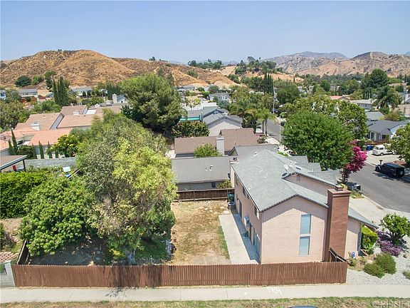 3rd image of 11353 Glamis St