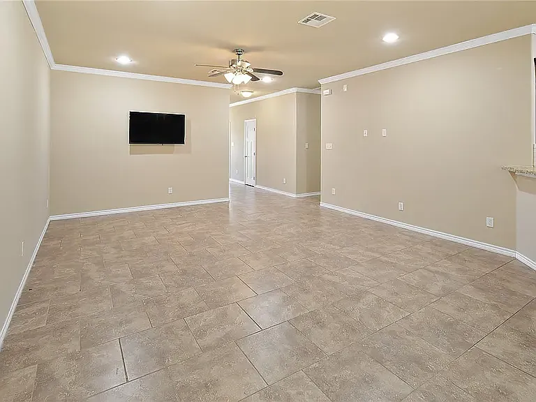 4007 Golden Eagle Dr #A — Photo 6