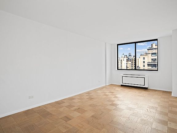 4th image of 275 W 96th St APT 17A