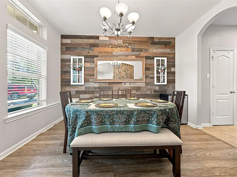234 Dale Ridge Ln — Photo 4