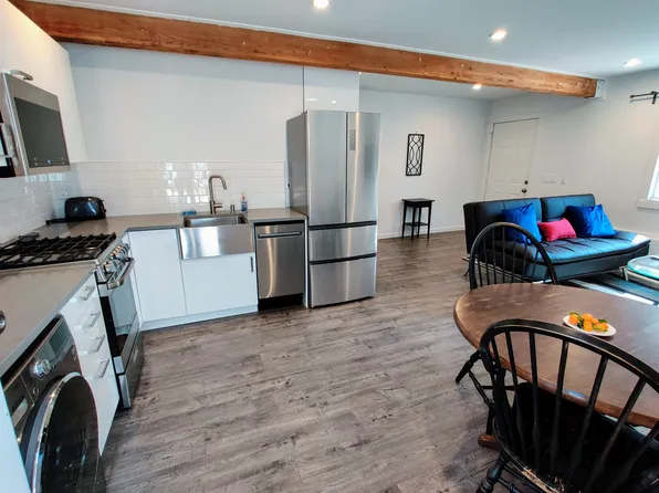 (undisclosed Address), Atherton, CA 94027