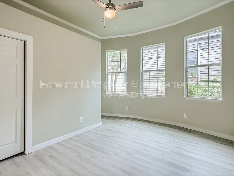 517 Hicks Ave — Photo 25
