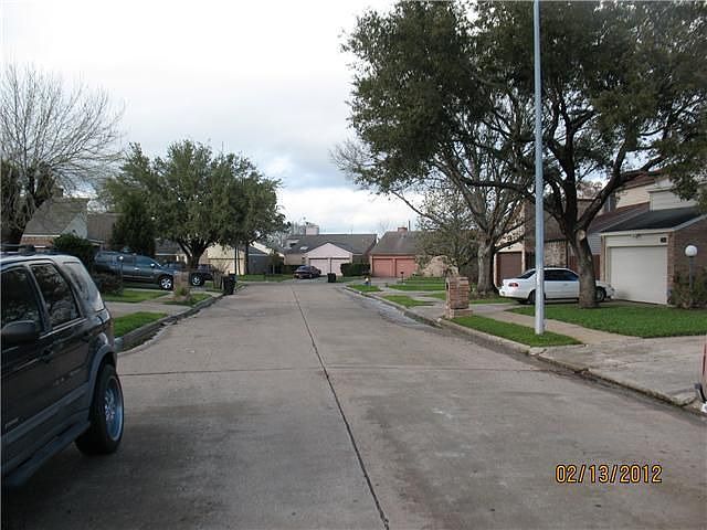 2nd image of 4118 Willow Beach Dr