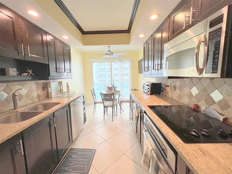 3400 Galt Ocean Dr #503S — Photo 23