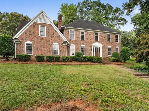 400 Michaux Dr, Greenville, SC 29605