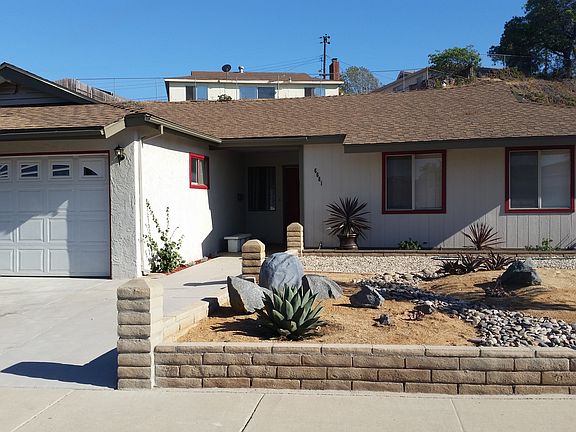 Low maintenance front yard