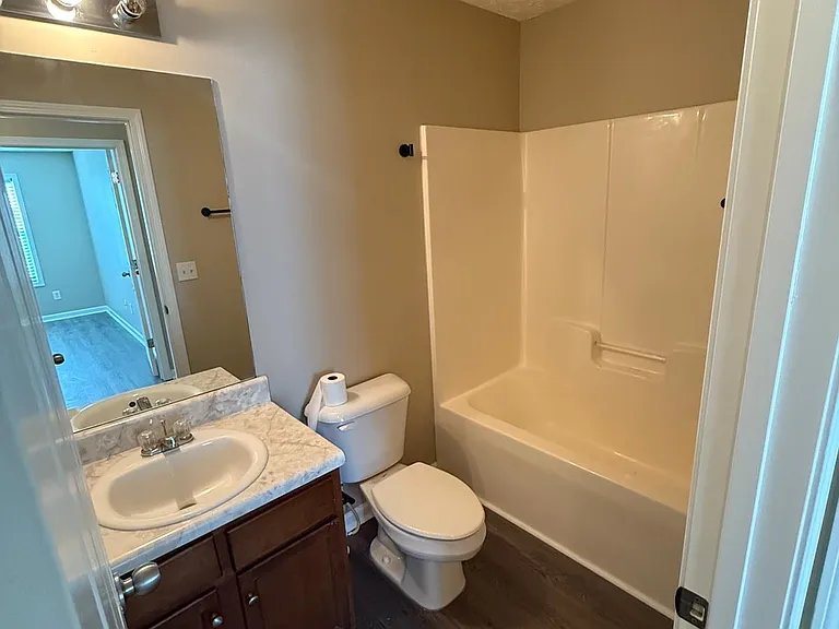 518 Oakside Pl — Photo 16