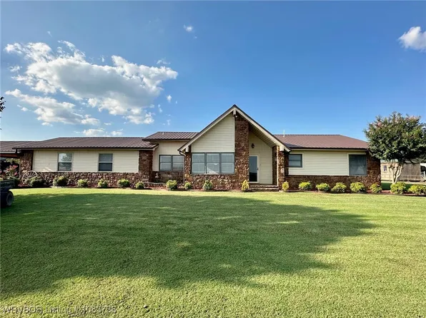 7434 N 217th Hwy, Charleston, AR 72933