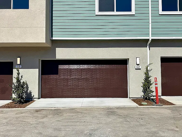 4 bed, 1643 sqft, $4,450 — Photo 3