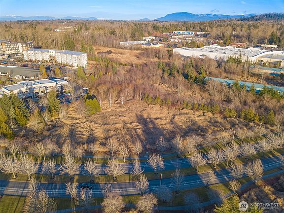 2nd image of 42 xx Cordata Parkway