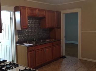 21 Elmhurst St, Rochester, NY 14607