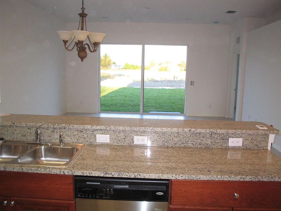 Kitchen/Family Room