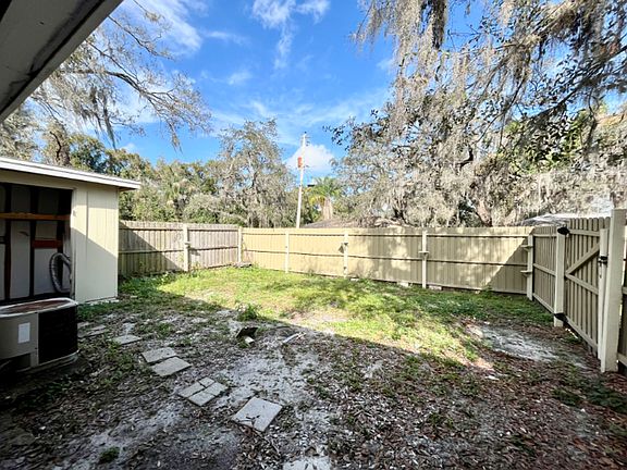 3rd image of 5313 Oakwood Ct #10028-9