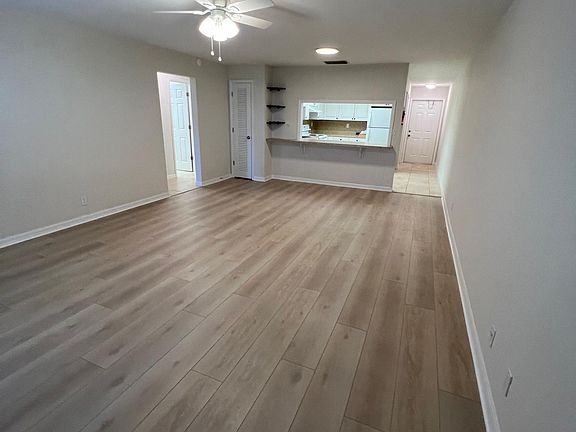 2nd image of 3805 S School Ave APT 6