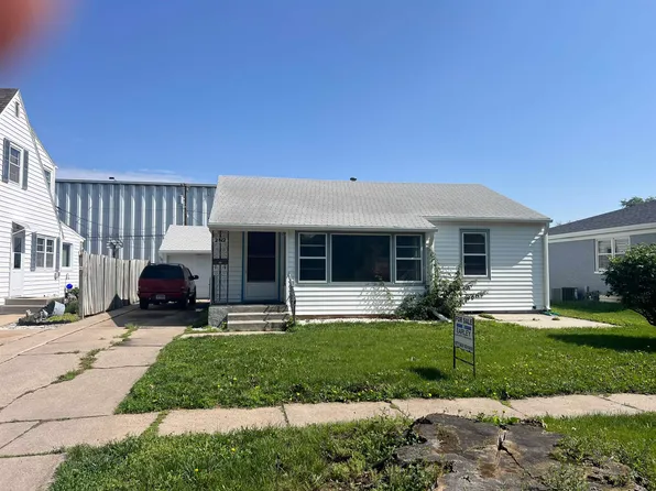 2812 21st St, Columbus, NE 68601