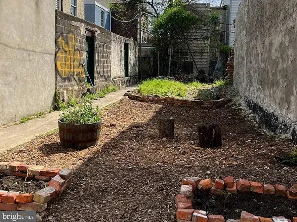 1509 S Bouvier St, Philadelphia, PA 19146