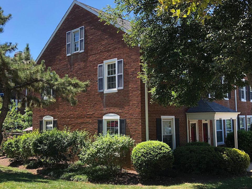 1st image of 3036 S Abingdon St