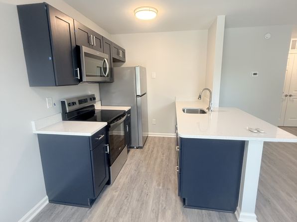803 6th Ave S APT D