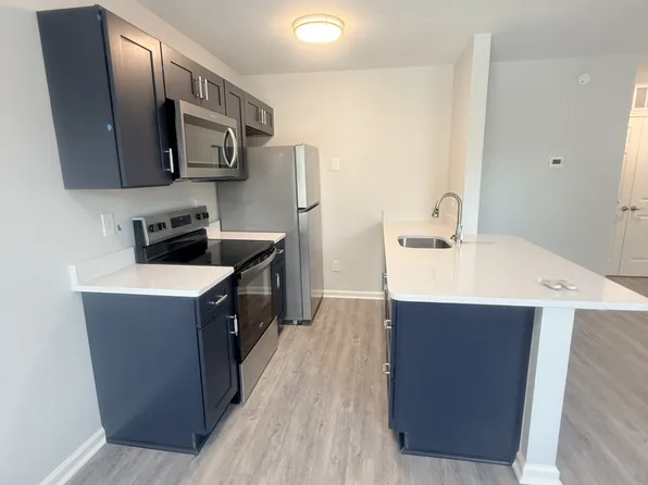 803 6th Ave S APT D, Surfside Beach, SC 29575