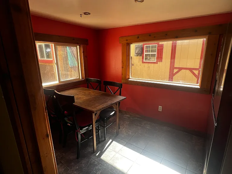 4851B NE Alberta Ct — Photo 13