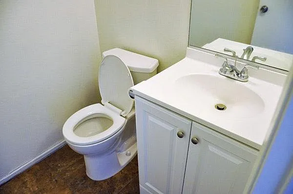 1555 E Fairfield Ct #3 — Photo 8