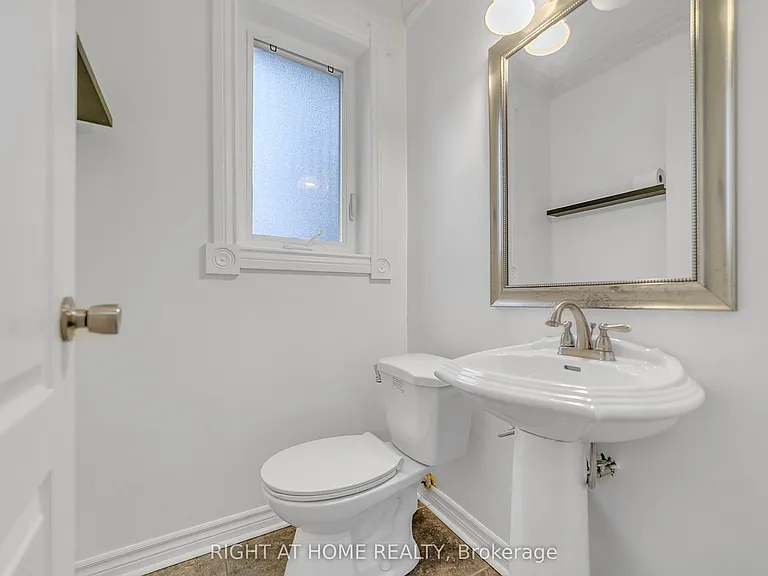 41 Monarchdale Ave — Photo 21