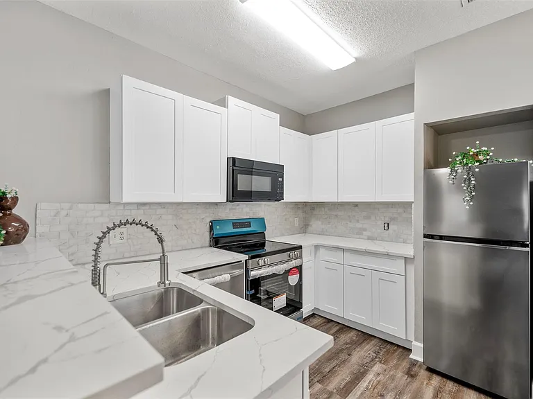 2626 Holly Hall St #101 — Photo 9