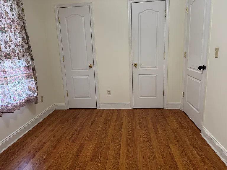 405 Ellison St — Photo 9