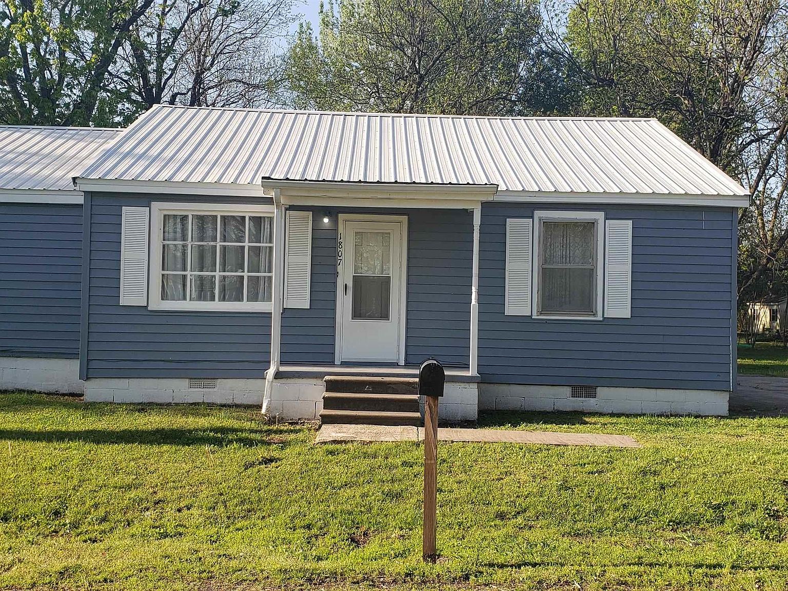 1807 Clay St, Hickman, KY 42050 MLS 44051 Zillow