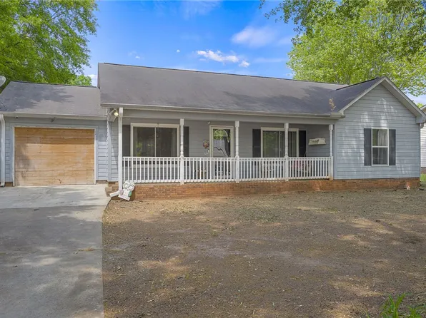 207 Twig Ln, Anderson, SC 29624