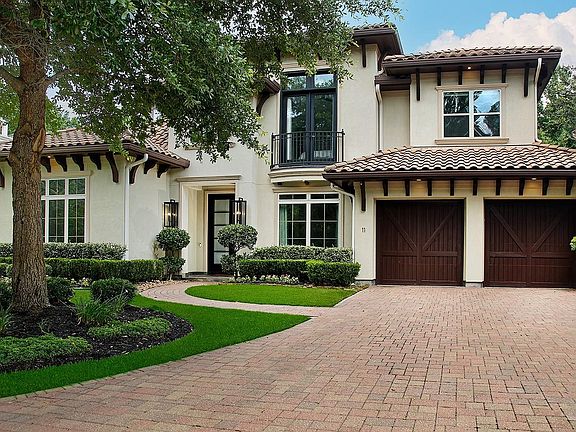 2nd image of 11 Karsten Creek Ct