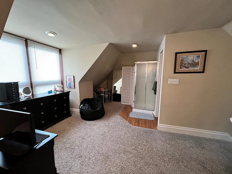 402 Edith St — Photo 16