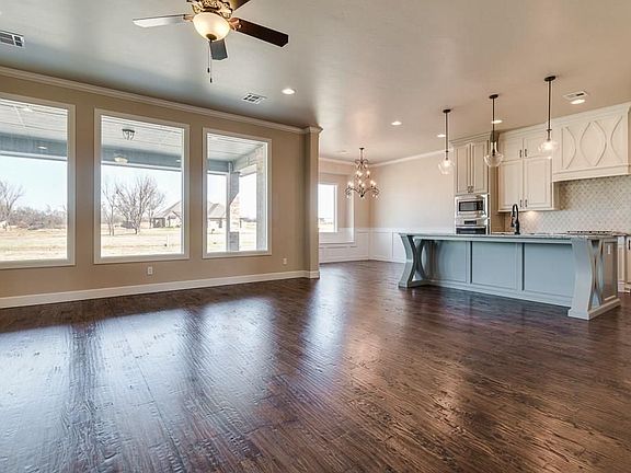 5th image of 3804 Bridge Wood Ln