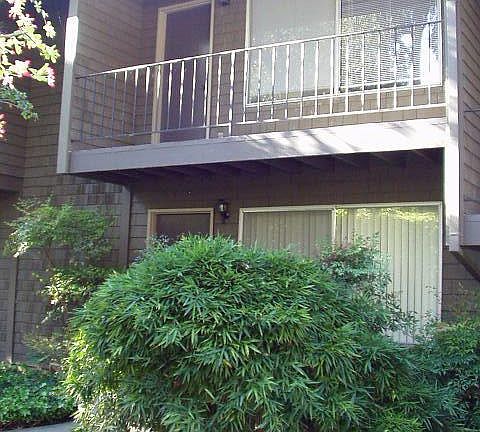 2nd image of 1411 Casa Buena Dr APT 46