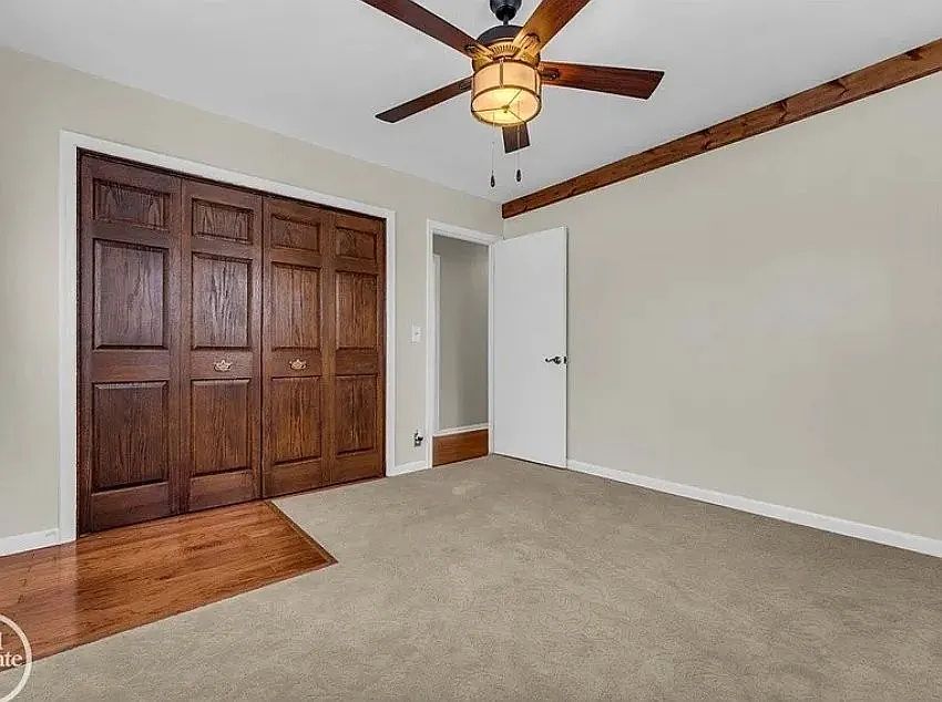 706 Townsend Dr, photo 5