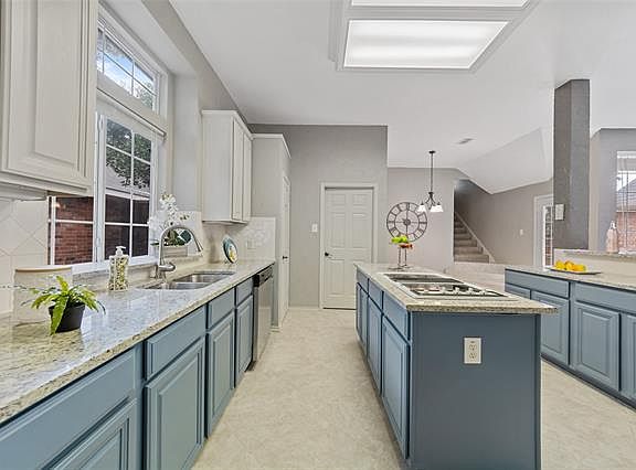 5th image of 9417 Presthope Dr