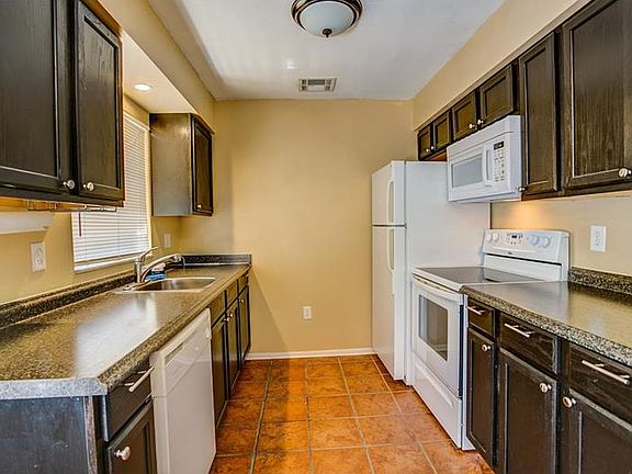 5th image of 30946 Sealine Dr