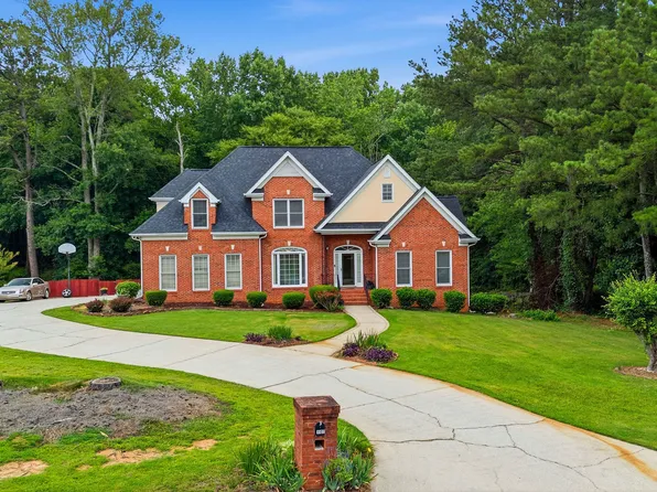1107 Brookfield Dr SE, Conyers, GA 30013