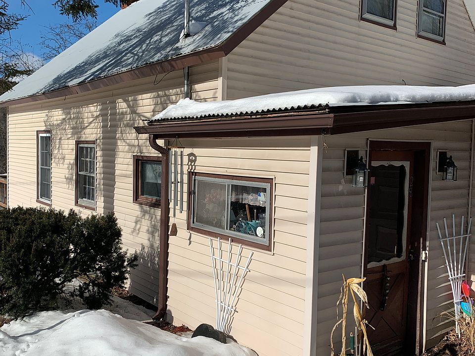 2nd image of 28 School St
