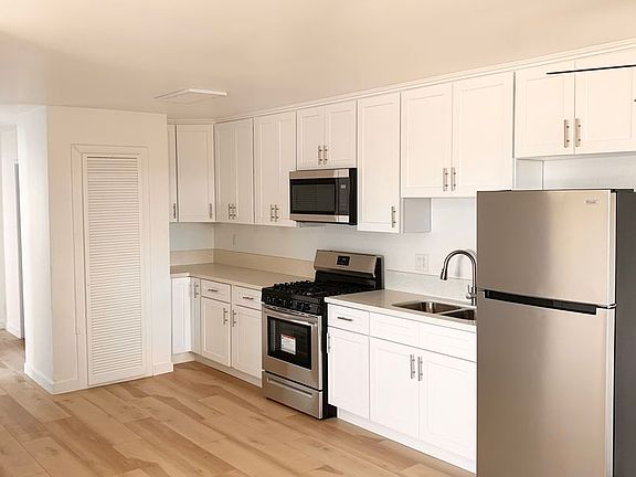 2nd image of 14011 S Budlong Ave APT 208