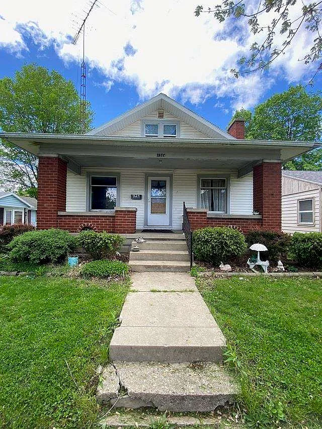 1324 Ridge St photo 1