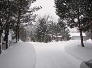 8757 W Jennings Rd, Lake City, MI 49651