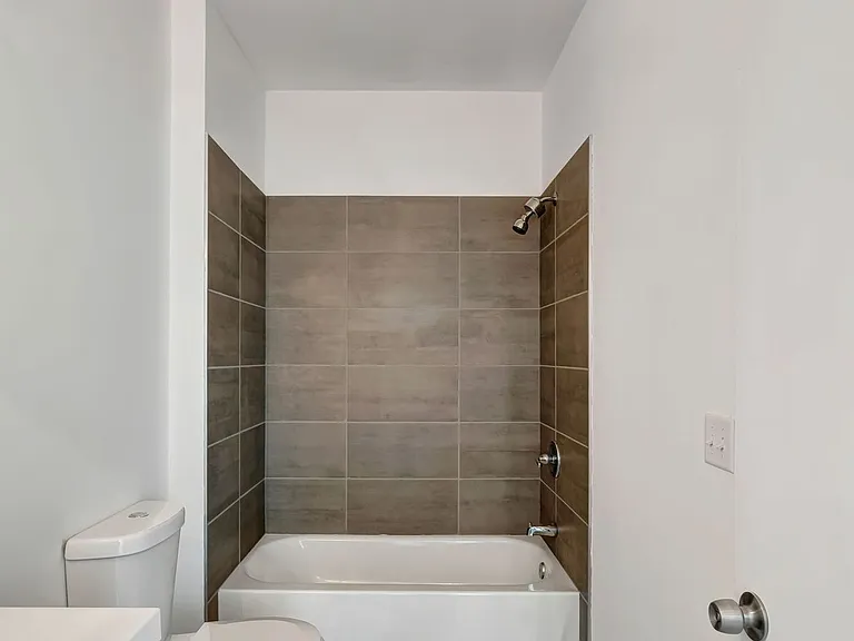Hickory Lofts — Photo 22