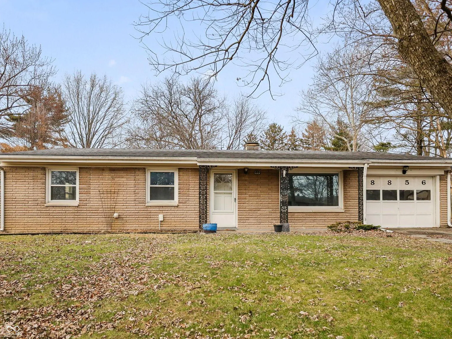 3 bed, 1.5 bath, 1176 sqft, $2,000 — Photo 1