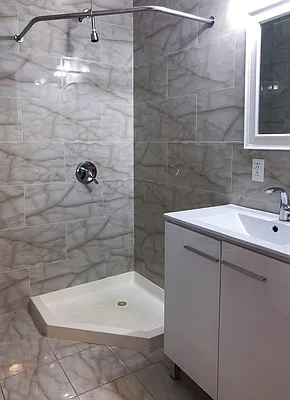 Rented by Kahen Properties | media 26