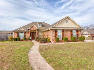 228 Pecan Ln, Greenwood, AR 72936