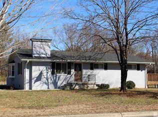 317 Pennell St NE, Lenoir, NC 28645